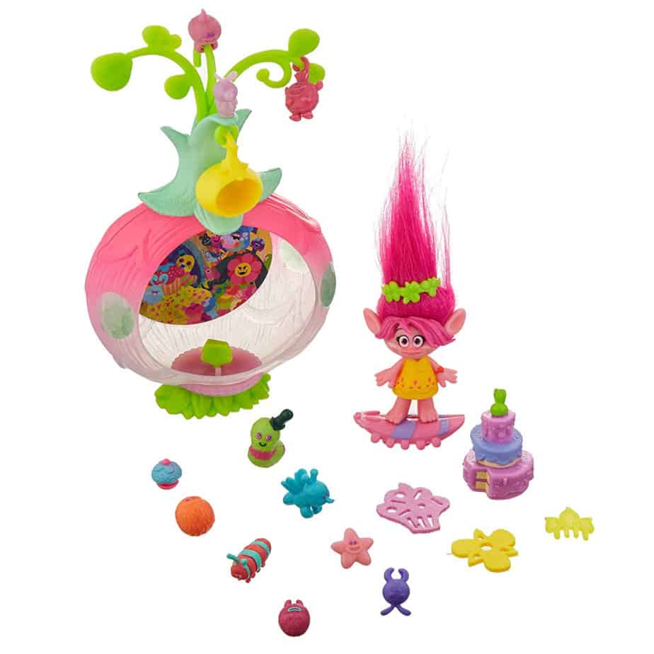 dreamworks trolls world tour blooming pod playset