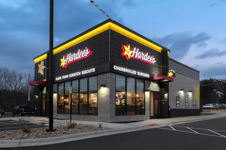 hardees store