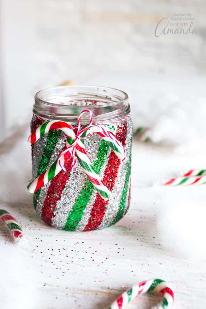 Decorating for Christmas doesn’t have to cost a lot. Use these fun and Easy Dollar Store Christmas Crafts and Decor ideas to add some holiday cheer to your house without breaking the bank!dollar store crafts - dollar store christmas crafts - dollar tree christmas crafts 