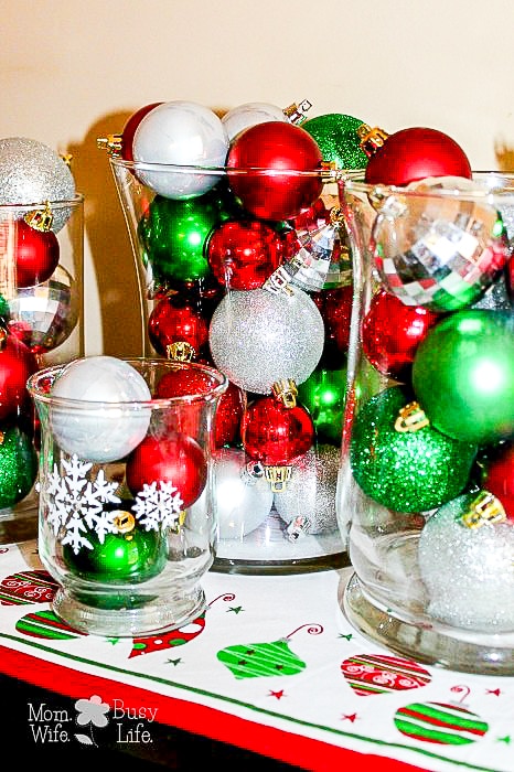 Decorating for Christmas doesn’t have to cost a lot. Use these fun and Easy Dollar Store Christmas Crafts and Decor ideas to add some holiday cheer to your house without breaking the bank!dollar store crafts - dollar store christmas crafts - dollar tree christmas crafts 