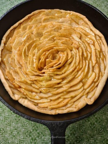 caramel apple rose tart