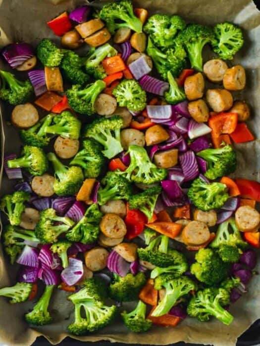 sheet pan sausage veggies october 2021 3 780x1040