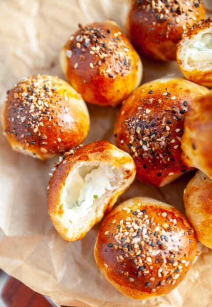 stuffed everything bagel and cream cheese bites