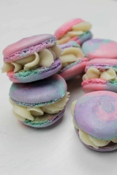 marbled macarons 683x1024 1