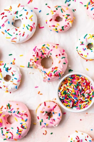 baked funfetti donuts