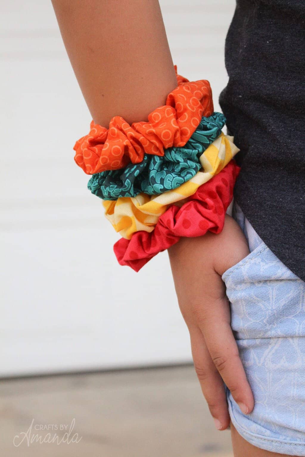 how to make a scrunchie