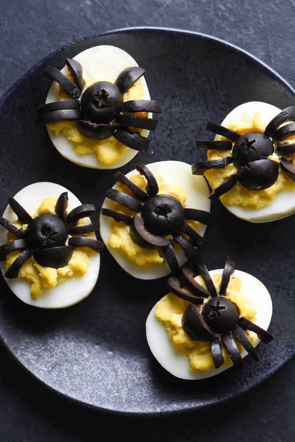 halloween deviled eggs spooky