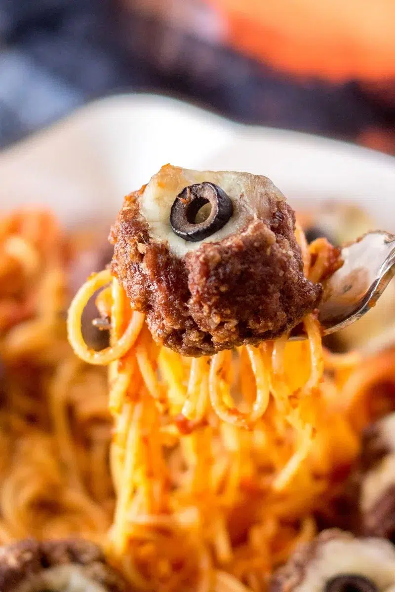 spooky spaghetti meatballs halloween
