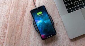 mophie 15w universal wireless charge pad