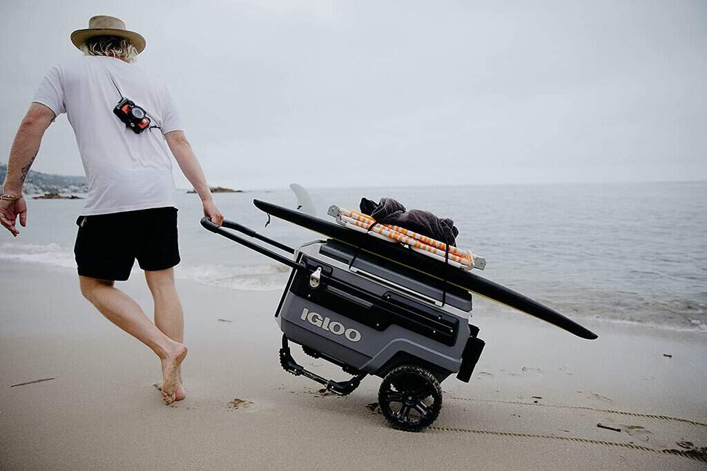 igloo 70 qt premium trailmate wheeled rolling cooler