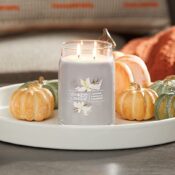 yankee candle smoked vanilla & cashmere scented