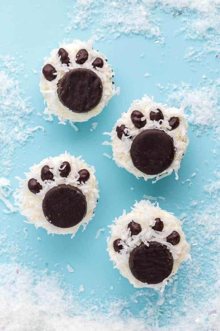 polar bear paw cupcakes