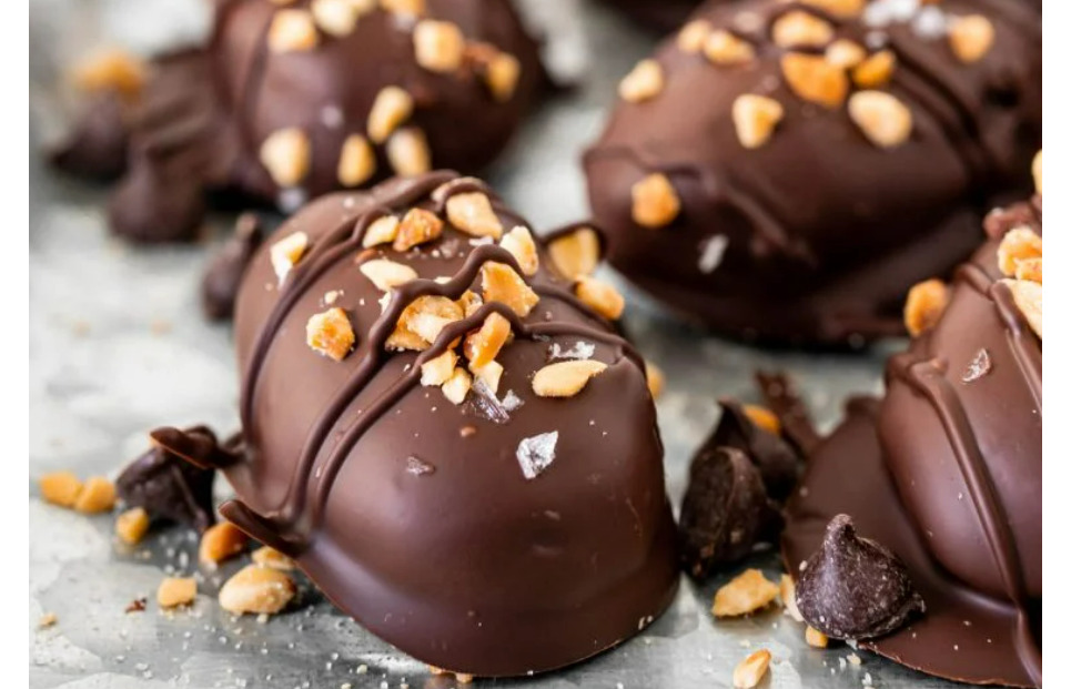 snickers stuffed dates