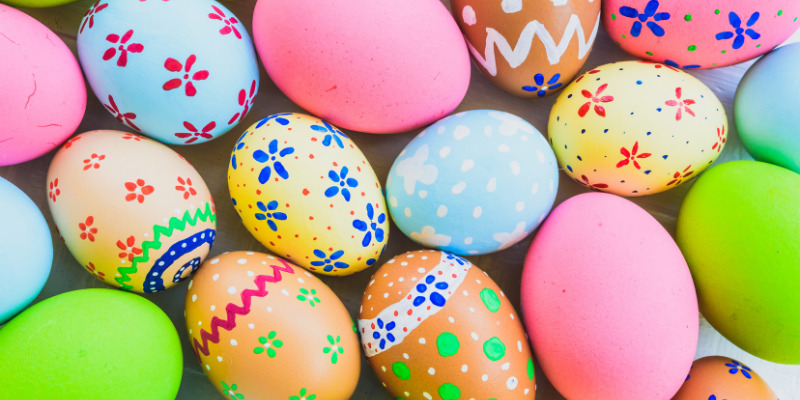 easter eggs with designs