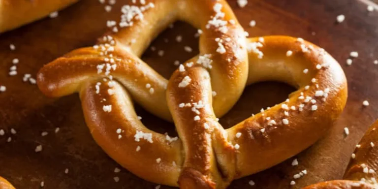 national pretzel day pretzel