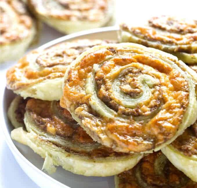 olive and cheese pinwheels 3197