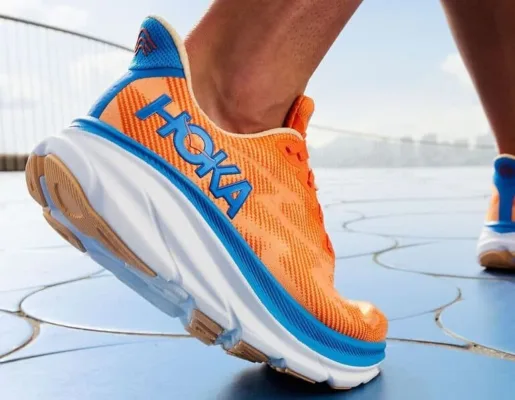large hoka s23 clifton 9 lifestyle m 6 1