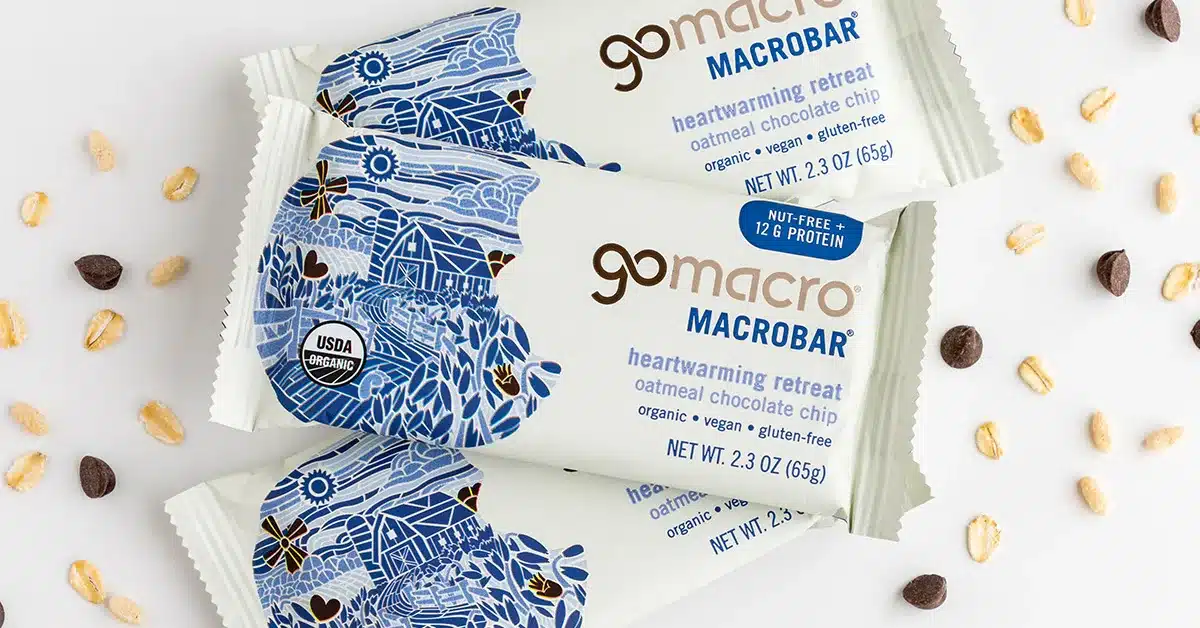 GoMacro oatmeal chocolate chip protein bars