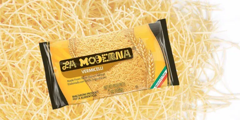La Moderna vermicelli pasta package on vermicelli background