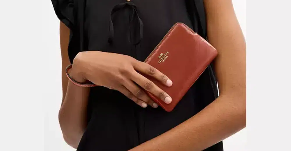 coach wristlet red