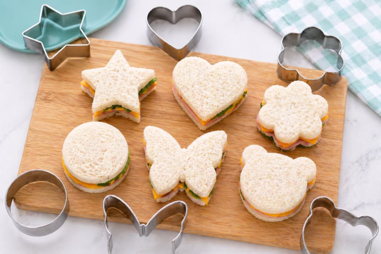 cookie cutter sandwiches to get kids to eat