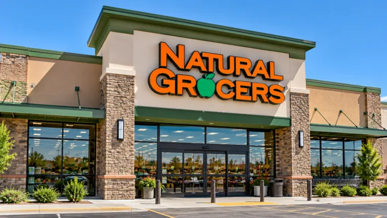 natural grocers storefront